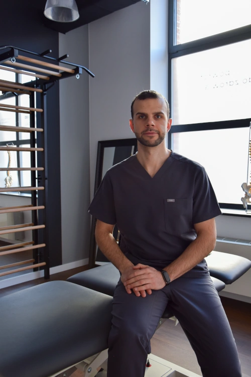 mgr Krzysztof Celeban — fizjoterapeuta ortopedyczny